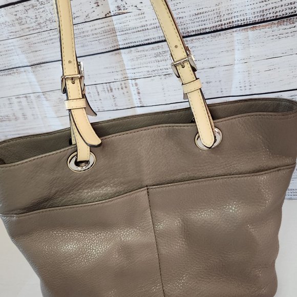 Authentic Michael Kors tote - Picture 1 of 5